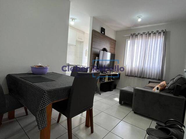 #235 - Apartamento para Venda em Santo André - SP